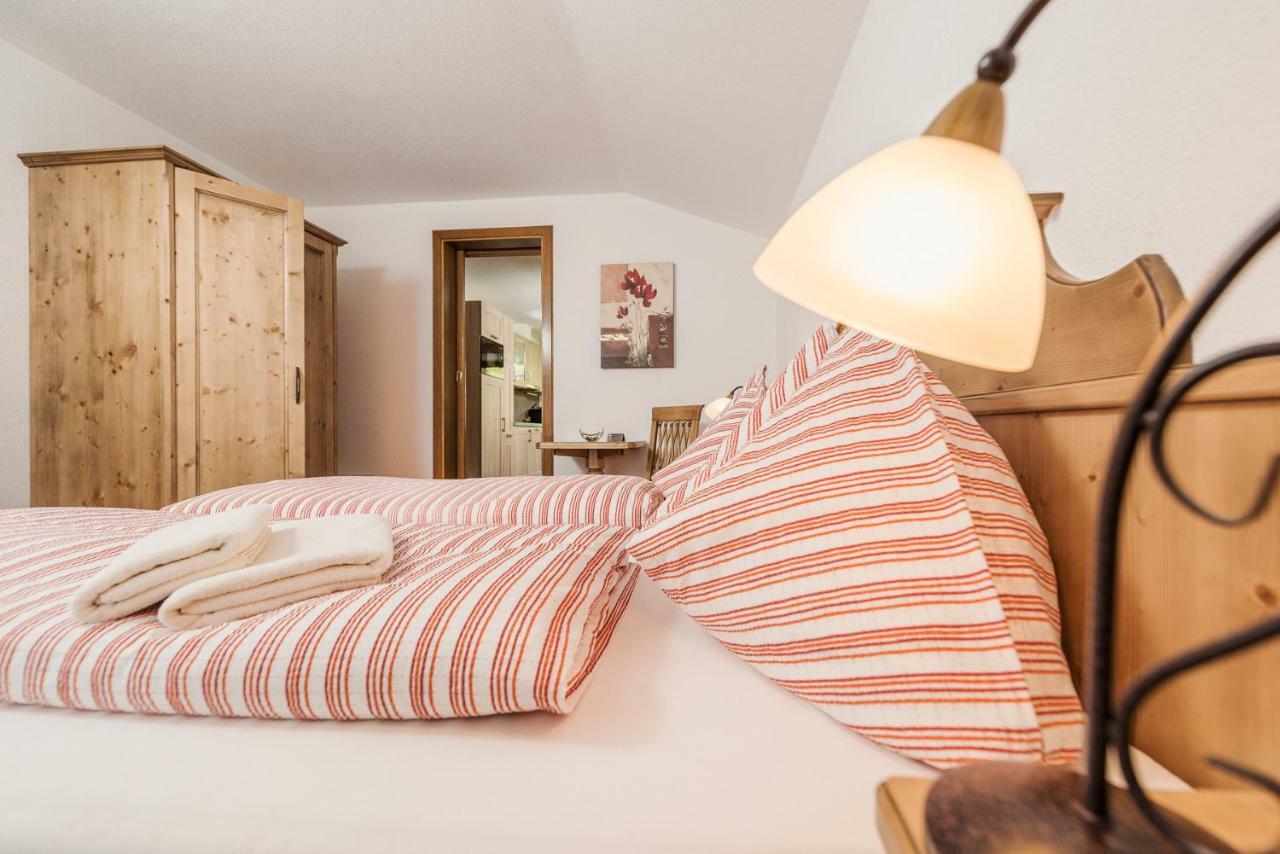 Hotel Haus Christine Ried im Zillertal Esterno foto