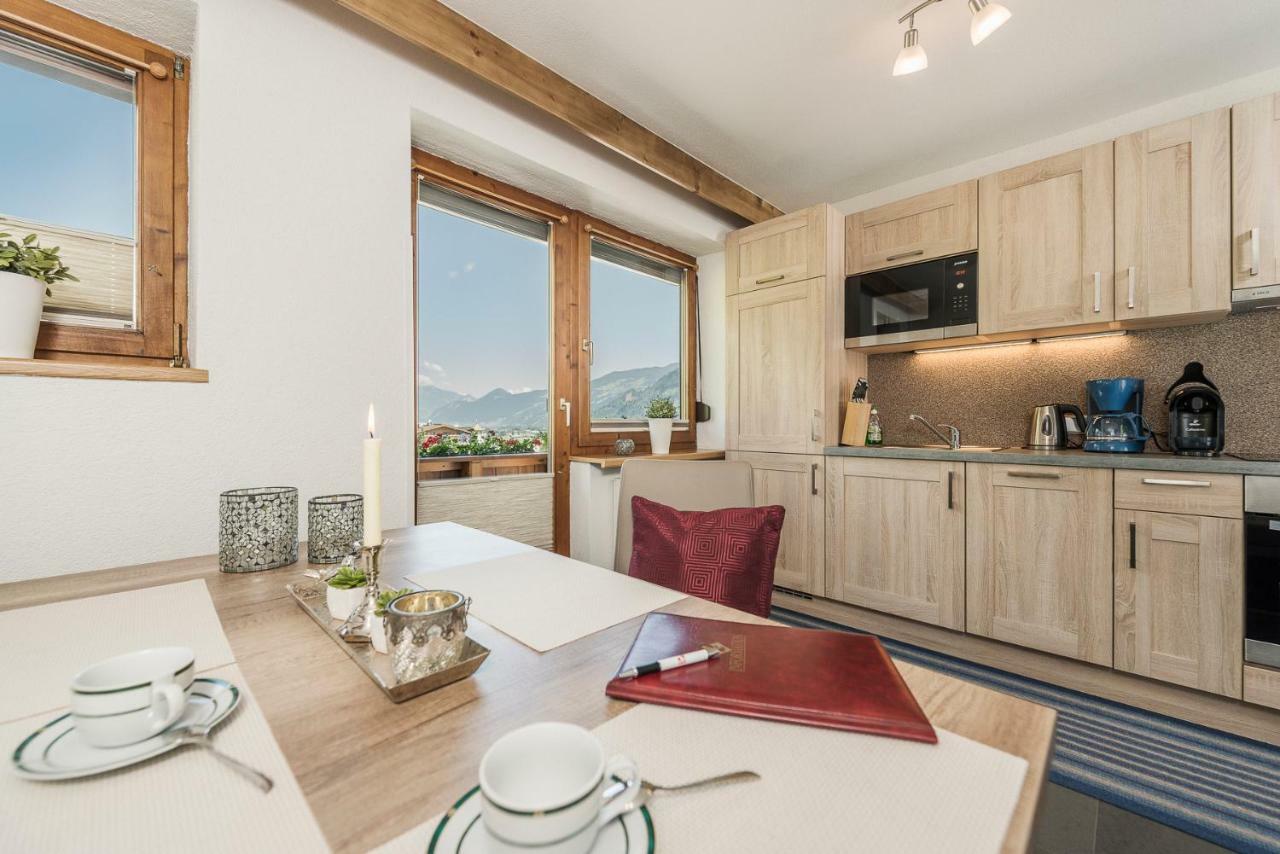 Hotel Haus Christine Ried im Zillertal Esterno foto